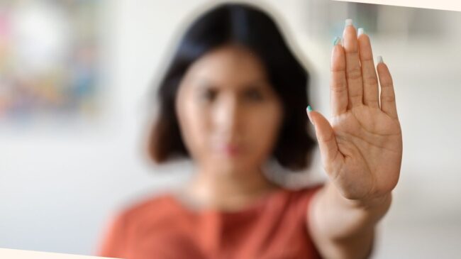 _25 de Novembro Dia Internacional De Não Violência Contra as Mulheres Simples Roxo (Site)